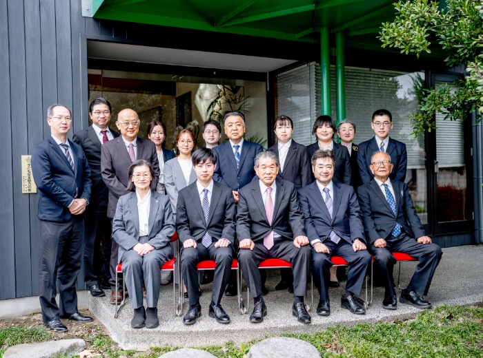 スタッフ集合写真